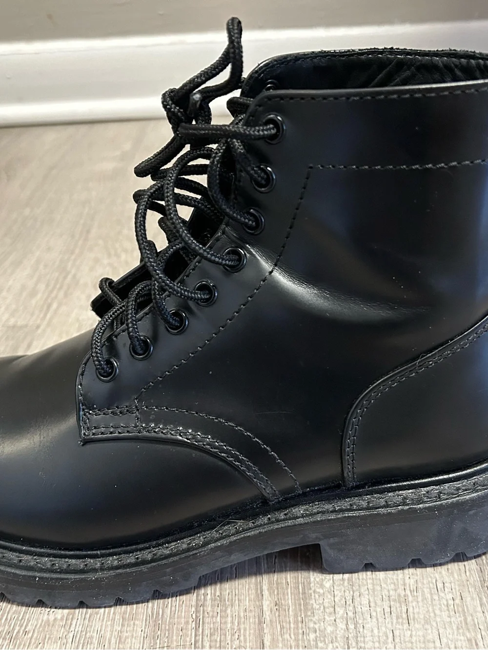 Thursday Boots Men’s Black Lace-Up Derby Shoes Boots